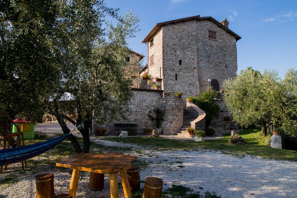 Il Castello Di Perchia Crocemaroggia Exterior foto